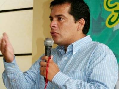 El Jurado Nacional de Elecciones (JNE) restituyó a Omar Marcos Arteaga en el cargo de alcalde del distrito de Ventanilla, quien había sido vacado en junio ... - jne