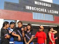 Estudiantes de la I.E Mercedes Indacochea.