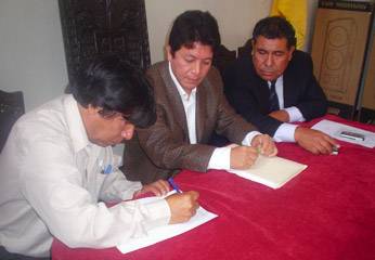 Sabino Barboza, Grover Susanibar y el Asesor Jorge Muñoz
