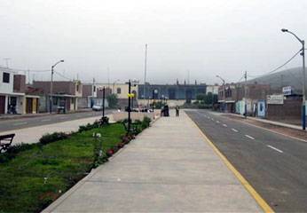 Calles asfaltadas de centro poblado Pasamayo.