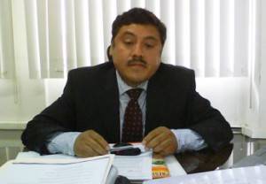Luís Alberto Llacza, asesor del alcalde de Huaral.