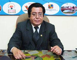 Dr. Walter Ortiz Vizarreta director de la Ugel Nº 10 de Huaral