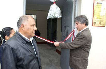 Ministro de Justicia Aurelio Pastor inaugurando la ampliación del penal de Aucallama.
