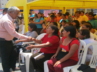 homenaje a mujeres