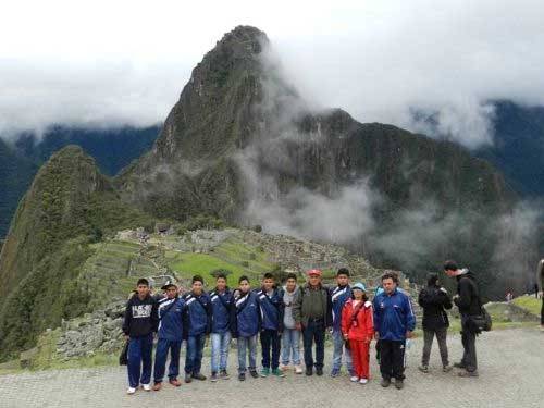 escolares de Chancay  Machu Picchu