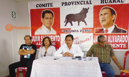 conferencia de prensa realizada por la base de Patria Joven de Huaral