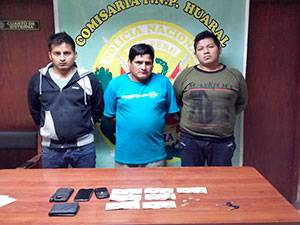 Policía captura a tres presuntos  extorsionadores en Huaral.
