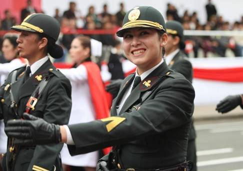Perú cuenta por primera vez en su historia con dos generales mujeres de la Policía