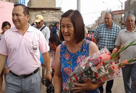 Gran participación vecinal en colocación de primera piedra en la Av. 3 de Octubre