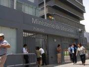 Huelga de docentes: Minedu aprueba norma para contratar nuevos maestros