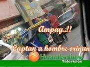 Sujeto es captado en pleno centro de Huaral orinando en la vía pública