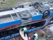 Bus interprovincial cayó a un abismo y dejó al menos 10 muertos y 30 heridos en Huarochirí