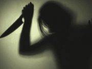 Mujer apuñaló a tres hombres que estaban violando a su hija