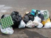Basura en las principales calles de Huaral, un problema de nunca acabar.