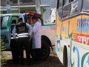 Áncash: delincuentes atacan a balazos a dos policías tras asalto a un bus