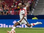 Luis Advíncula está en la mira de club que podría jugar la Champions League, según prensa europea