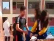 Profesor captado tocando a una alumna fue suspendido de centro de estudios
