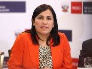 Flor Pablo renuncia al ministerio de Educación