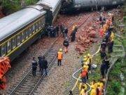 China: Un muerto y 127 heridos por descarrilamiento de tren