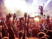 Coronavirus: Gobierno prohíbe eventos públicos que congreguen más de 300 personas.