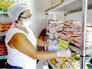 Gobierno evalúa entregar alimentos de Qali Warma a población vulnerable