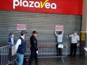 Clausuran supermercado Plaza Vea de Huacho