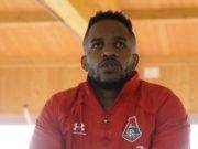 Jefferson Farfán pide tomar conciencia sobre el covid-19 para no sufrir