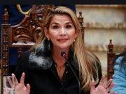 Presidenta interina de Bolivia, Jeanine Áñez, confirmó que dio positivo a Covid-19
