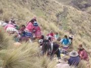 Tragedia en Navidad: camión repleto de personas cae a barranco en Cusco