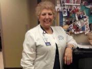 Internacional: Doctora rechazó jubilarse para atender pacientes COVID-19 y falleció tras contraer virus