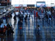 Reino Unido prohíbe ingreso de viajeros de Sudamérica, Panamá y Portugal