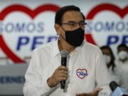 Martín Vizcarra descartó renunciar su candidatura al congreso