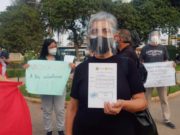 Voluntarios de vacuna Sinopharm protestan en exteriores del INS
