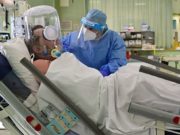 Mujer acudió a visitar a su esposo que estaba internado en hospital por Covid-19 y lo encuentra con amante