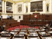 Congreso aprobó en primera votación Ley que prohíbe salir del país