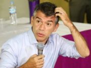 Julio Guzmán deja la presidencia del Partido Morado y se va a EE.UU