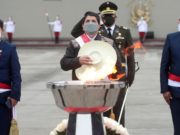 Desfile cívico-militar: Homenajearon a los caídos por la pandemia y actos terroristas
