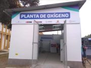 Gobernador Ricardo Chavarría inaugura moderna planta de oxígeno en el Hospital de Huacho