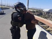 Arequipa: Policía salvó de morir a hombre que quiso quitarse la vida lanzándose de un puente