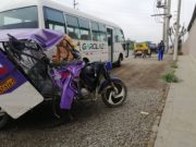 Choque entre couster de la empresa Garcilazo y mototaxi dejó un herido de gravedad en la carretera Chancay-Huaral