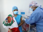 COVID-19: personal de salud recibirá tercera dosis de refuerzo