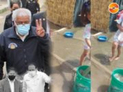 Mientras el Alcalde estaba de camaradería, niña luchaba contra el colapso del desagüe de su casa