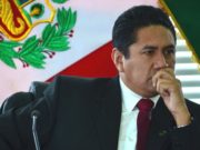 Ministro Carrasco confirmó que hubo una alerta en la Policía ante una posible salida del país de Vladimir Cerrón