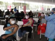 Minsa adelanta a tres meses la aplicación de tercera dosis por ómicron en el país