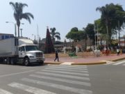 Ciudadanos piden que se retire tráiler de la Plaza de Armas, ya que malogra la vista e impide el tránsito