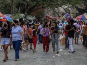 Filipinas: presidente amenaza con detener a los no vacunados que salgan a la calle