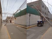 Poste a punto de colapsar tras ser impactado por un vehículo que se dio a la fuga