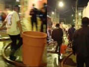 Vecinos realizaron cadena humana para llevar agua y poder apagar el fuego en el Hospital de Chancay