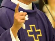 EE.UU.: condenan a ocho años de cárcel a sacerdote que drogó y abusó de mujer en Florida