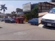 A balazos recuperan vehículo que fue robado fuera del Hospital de Huaral